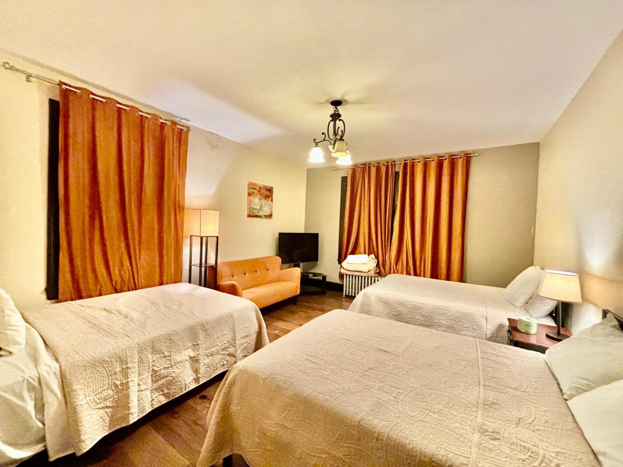 Family Guest House Newark Esterno foto